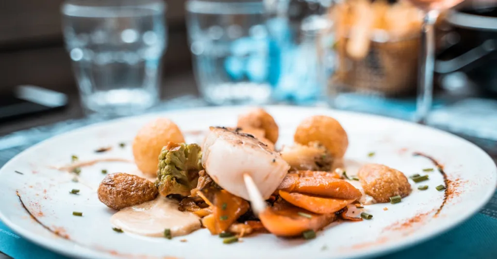 découvrez notre restaurant français authentique, offrant une cuisine traditionnelle raffinée dans une ambiance chaleureuse et conviviale.