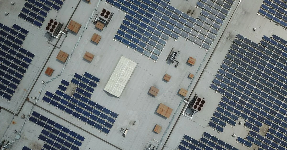 découvrez nos panneaux solaires performants et économiques pour une énergie propre et renouvelable adaptée à tous vos besoins.